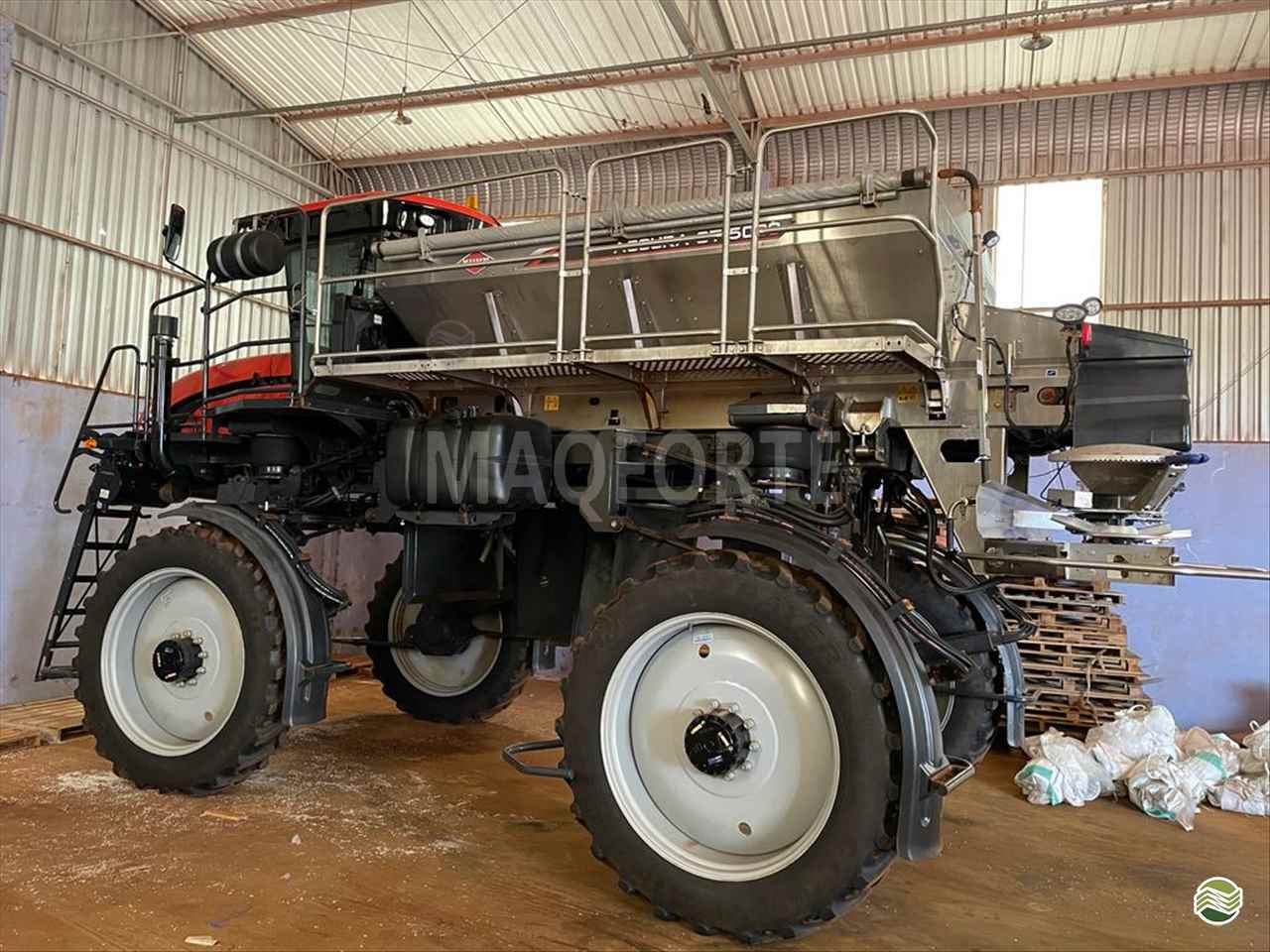 DISTRIBUIDOR AUTOPROPELIDO KUHN ACCURA ST 5000 Maqforte - Stara - Matriz PATO BRANCO PARANÁ PR